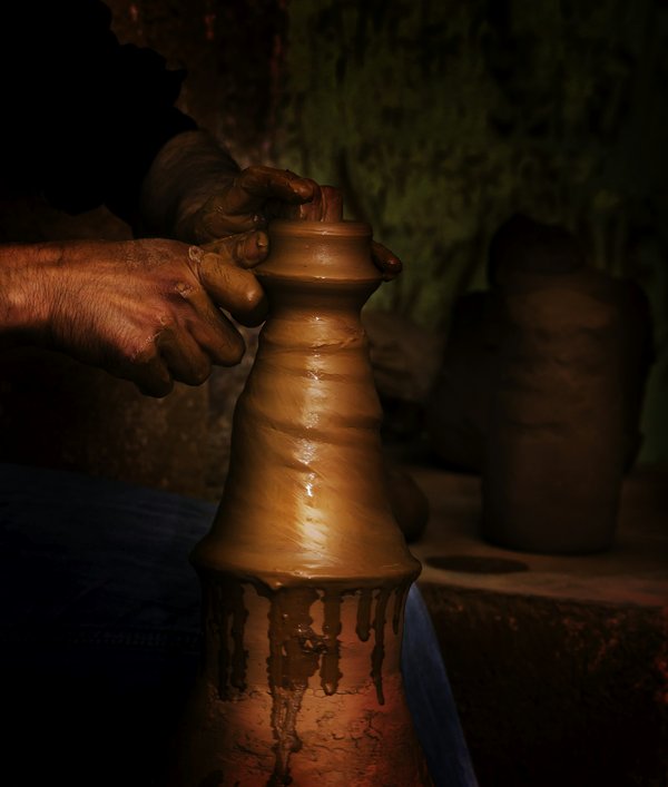 Comment découvrir les traditions de la poterie en Corse?